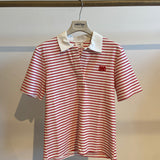 T-shirt com gola clássica