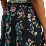 Saia Natalia Preta Maxi Plissada Floral | FARM RIO