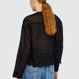 Camisa Cicely Preta em Bordado Inglês | Semicouture