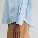 Camisa em Popeline Azul Francesca | SEMICOUTURE