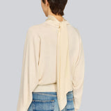 Camisola Kathi Ecru em Lã com Lenço Enversatin | SEMICOUTURE