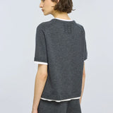 T-shirt Aida Cinza Escuro em Lã Cashmere com Inserções em Jersey | SEMICOUTURE