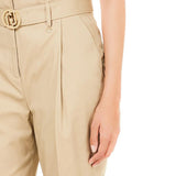 Calça com cinto