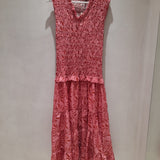 Vestido Midi Rosa com Corpo  Franzido e Estampa Floral| Violeta Store