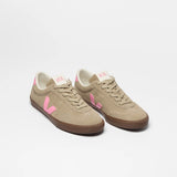 Ténis Veja Volley Suede Bege com Logo em Rosa | Veja